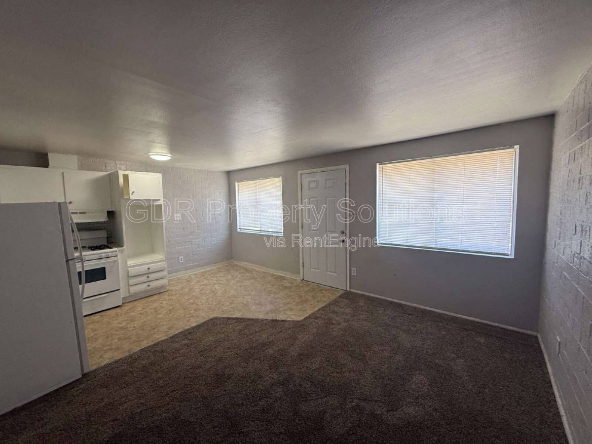 Apartment for rent at 1200 Coal Ave SW #10, Albuquerque, NM 87102