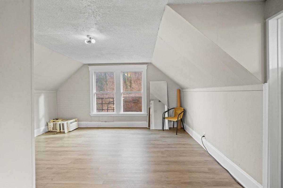 Apartment for rent at 782 E 10th St #3, Newport, KY 41071