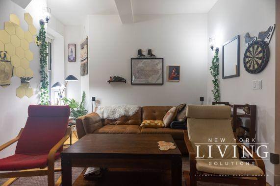 Apartment for rent at 67 Wall St #6K, New York, NY 10005