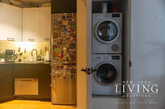 Apartment for rent at 67 Wall St #6K, New York, NY 10005