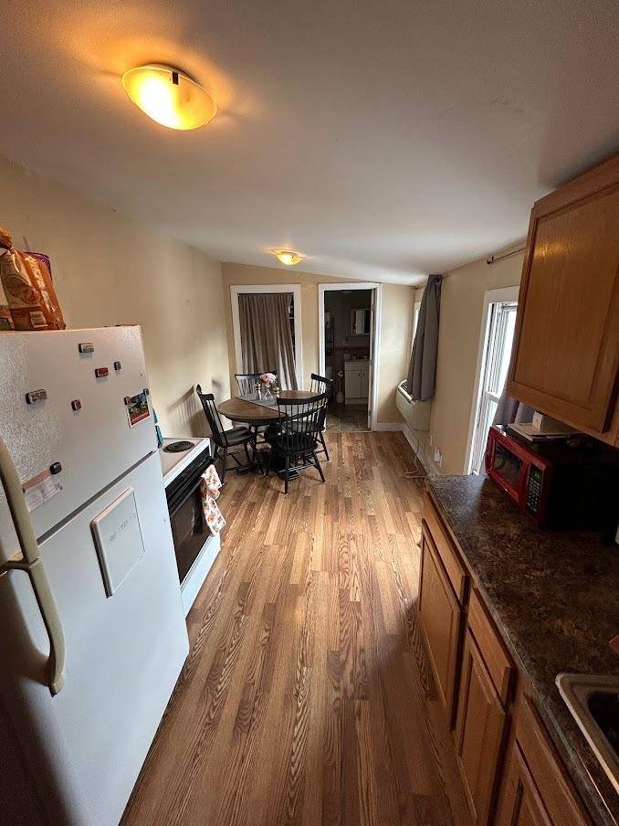 Apartment for rent at 2333 W Clifton Ave, Cincinnati, OH 45219