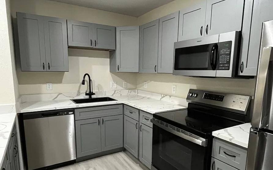 Apartment for rent at 355 N 18th St, Beaumont, TX 77707