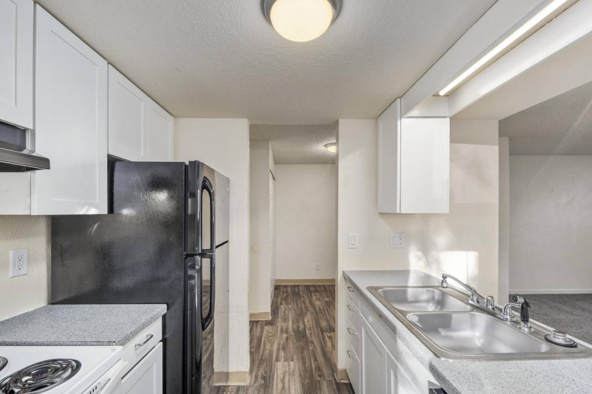 Apartment for rent at 707 Hawthorne St #D-10, Everett, WA 98201