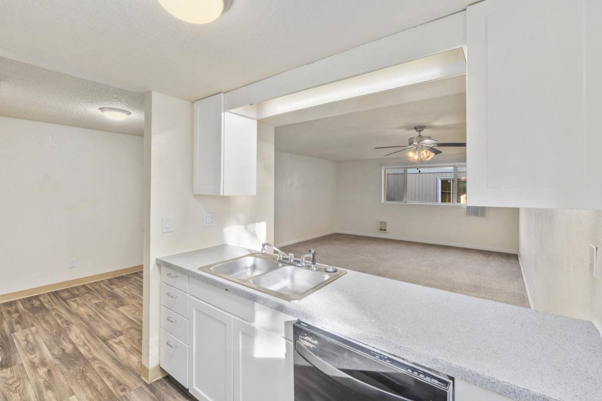Apartment for rent at 707 Hawthorne St #D-10, Everett, WA 98201