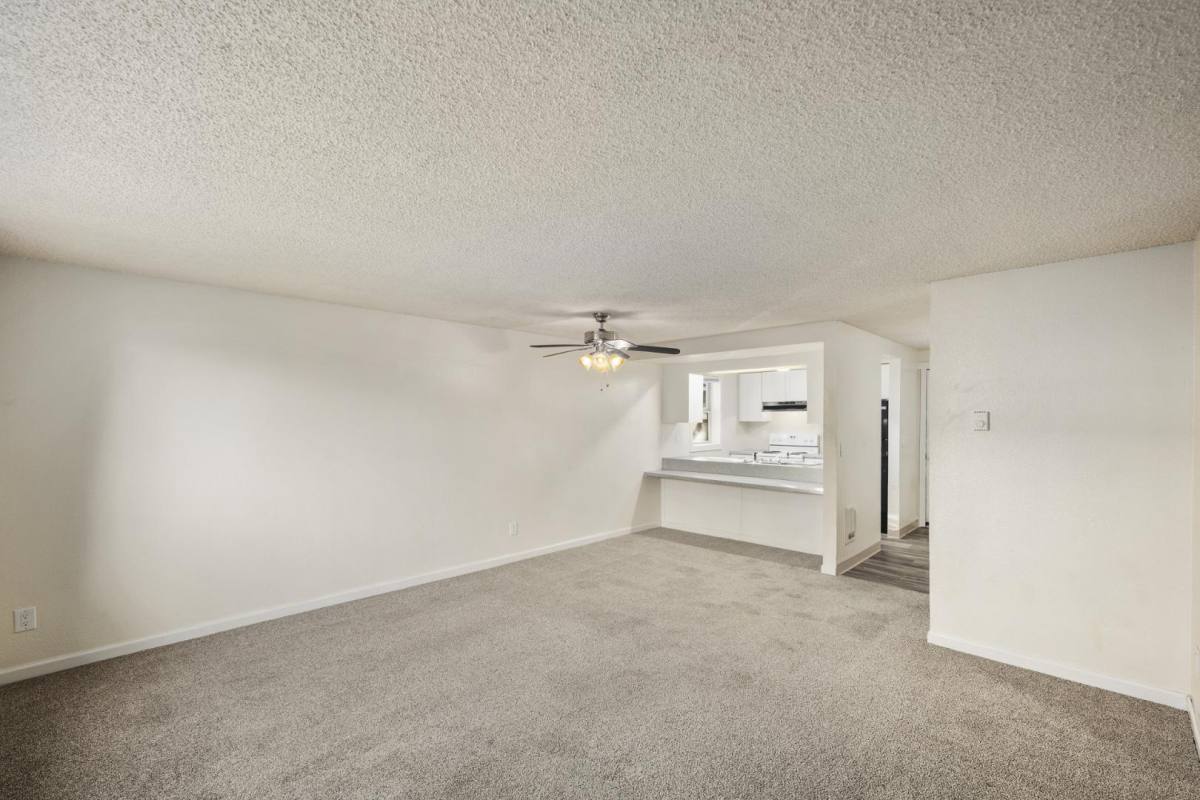 Apartment for rent at 707 Hawthorne St #D-10, Everett, WA 98201