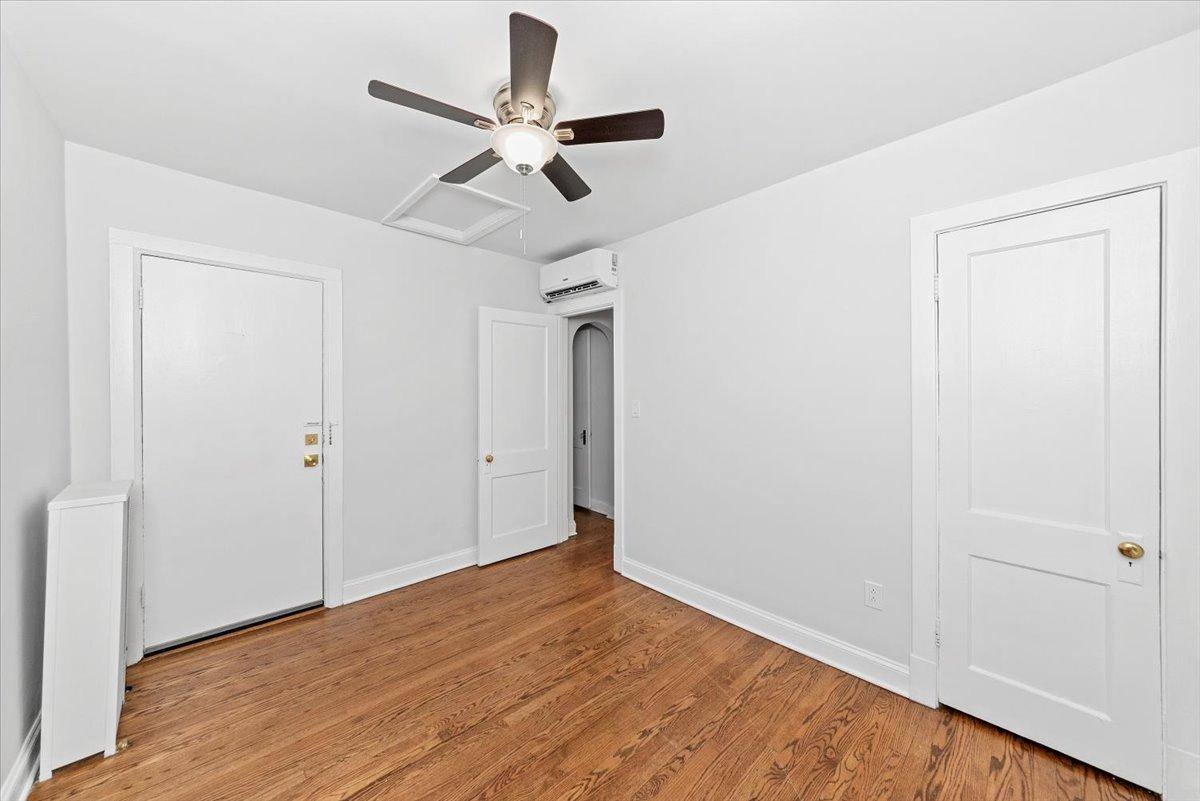 Apartment for rent at 533 W Wrightwood #3R, Chicago, IL 60614