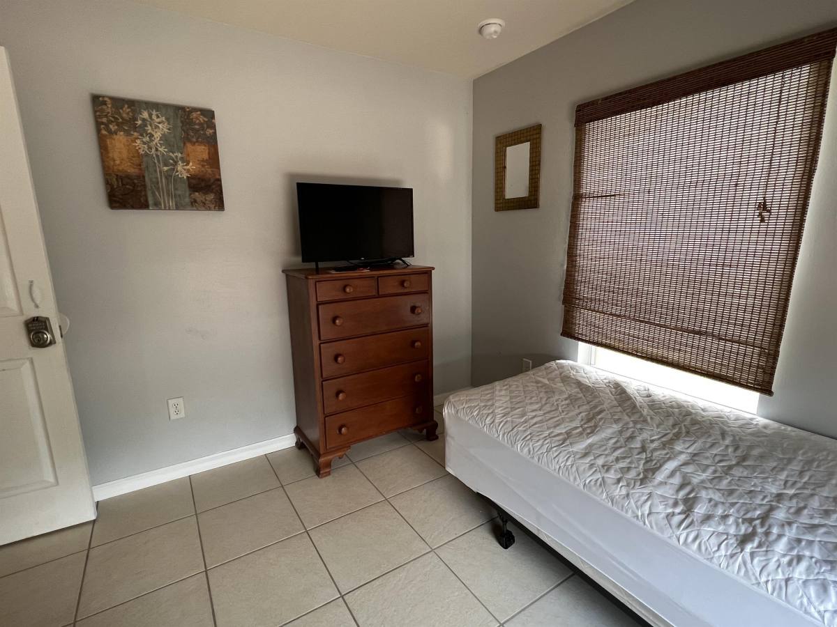 Apartment for rent at Meadow Vista, 2925 Montclaire Ave, Fort Myers, FL 33901