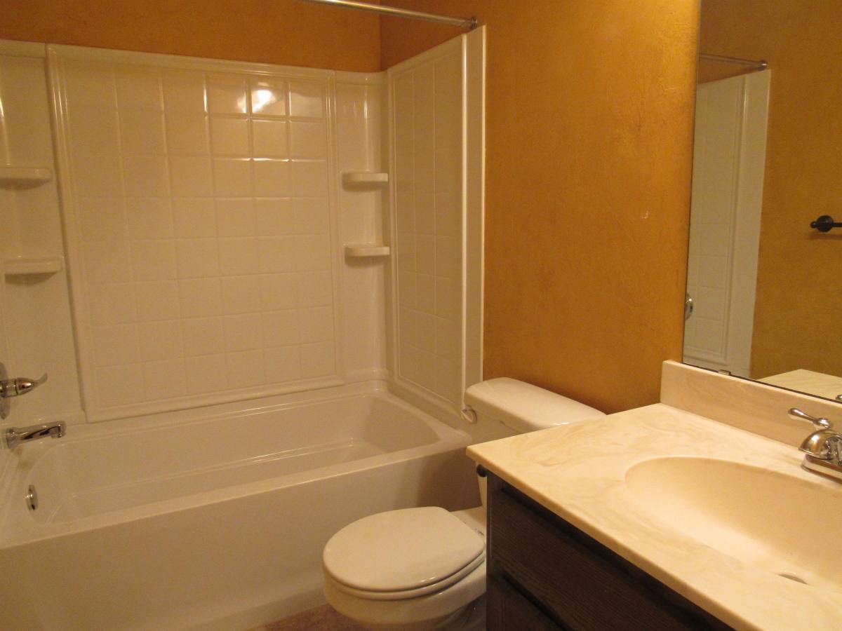 House for rent at Silverhawk, 17516 Black Hawk Dr, Edmond, OK 73012