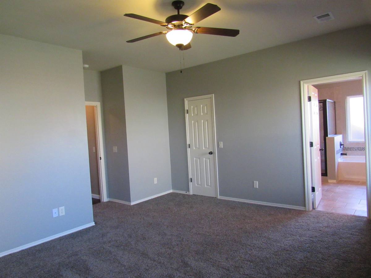 House for rent at Silverhawk, 17516 Black Hawk Dr, Edmond, OK 73012