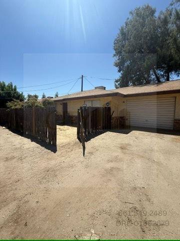 House for rent at 223 E Harding Ave #2, Bakersfield, CA 93308