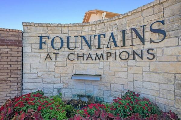 Townhouse for rent at The Fountains at Champions, 14827 Mittlestedt Champions Dr, Houston, TX 77069