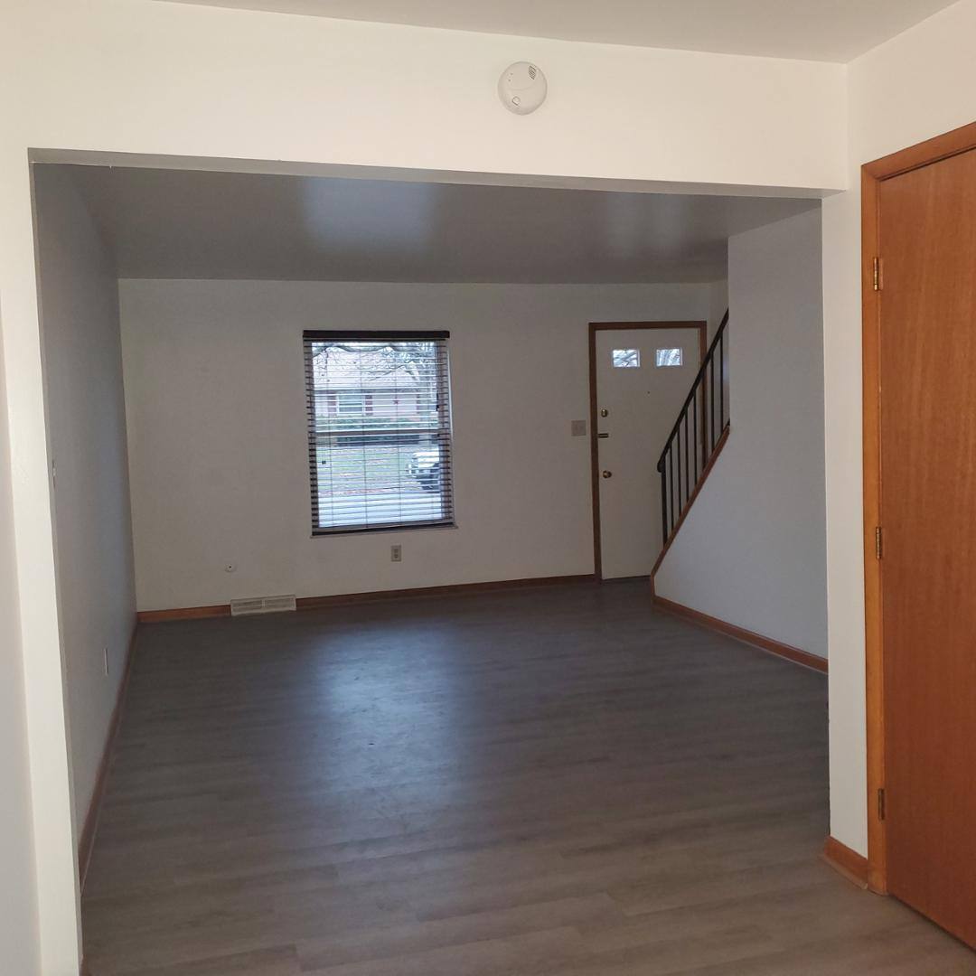 Townhouse for rent at 834 Jackson Lane, Middletown, OH 45044