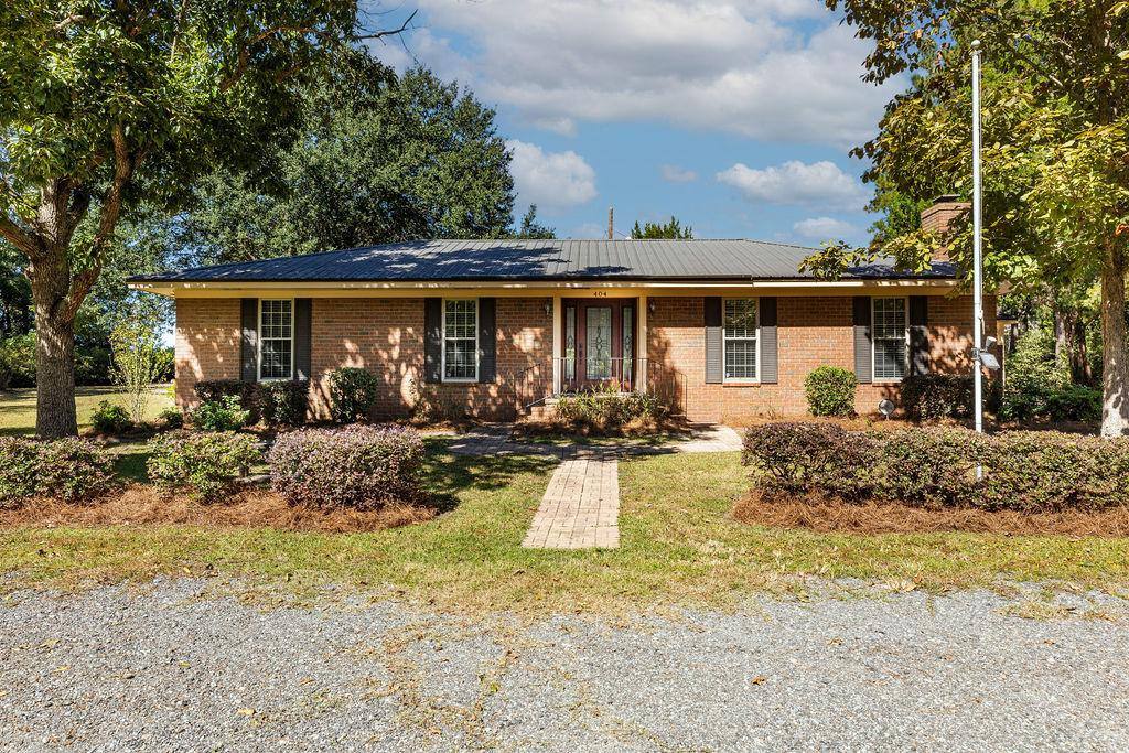 House for rent at 404 E First St, Springfield, GA 31329