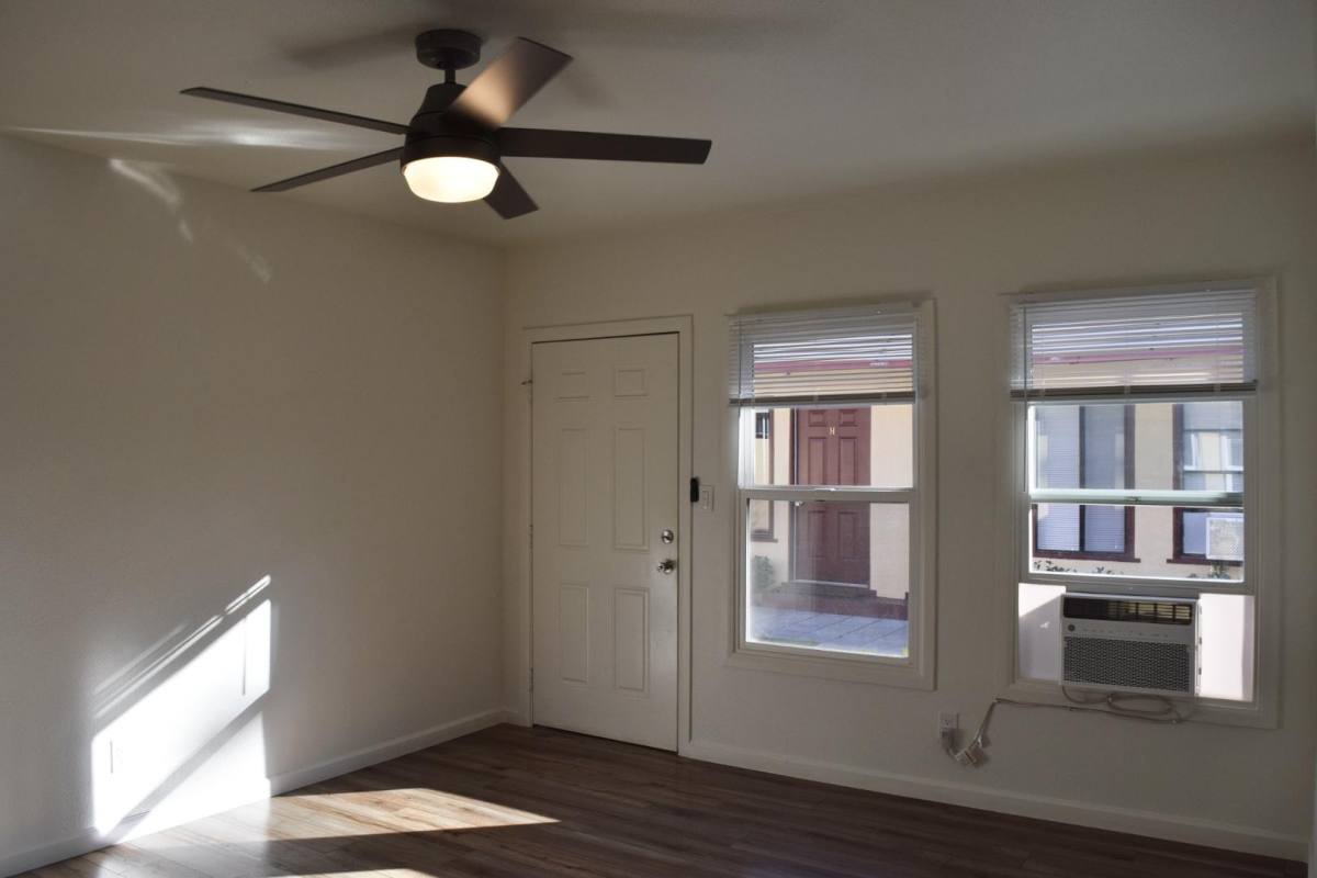 Apartment for rent at 903 Mariposa Street, 831 Mariposa St #J, Glendale, CA 91205