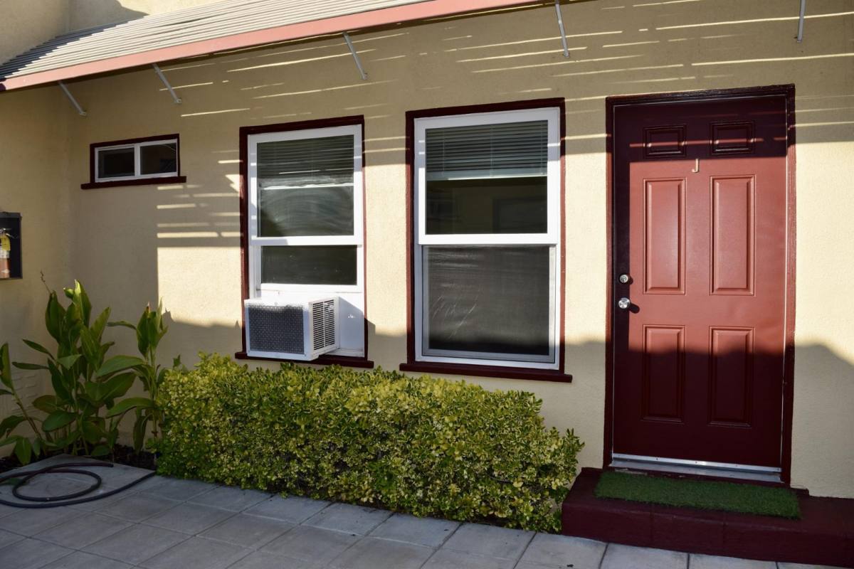 House for rent at 903 Mariposa Street, 831 Mariposa St #J, Glendale, CA 91205