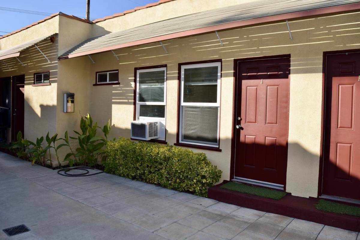Apartment for rent at 903 Mariposa Street, 831 Mariposa St #J, Glendale, CA 91205