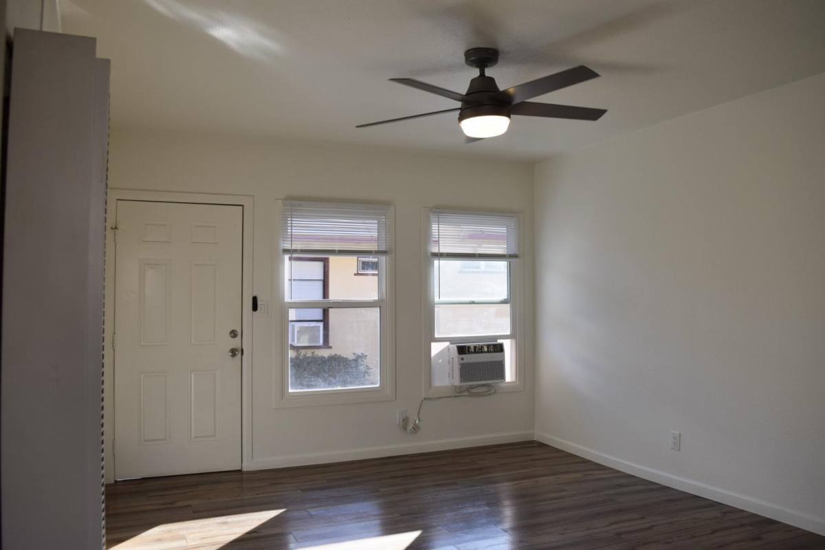 Apartment for rent at 903 Mariposa Street, 831 Mariposa St #J, Glendale, CA 91205