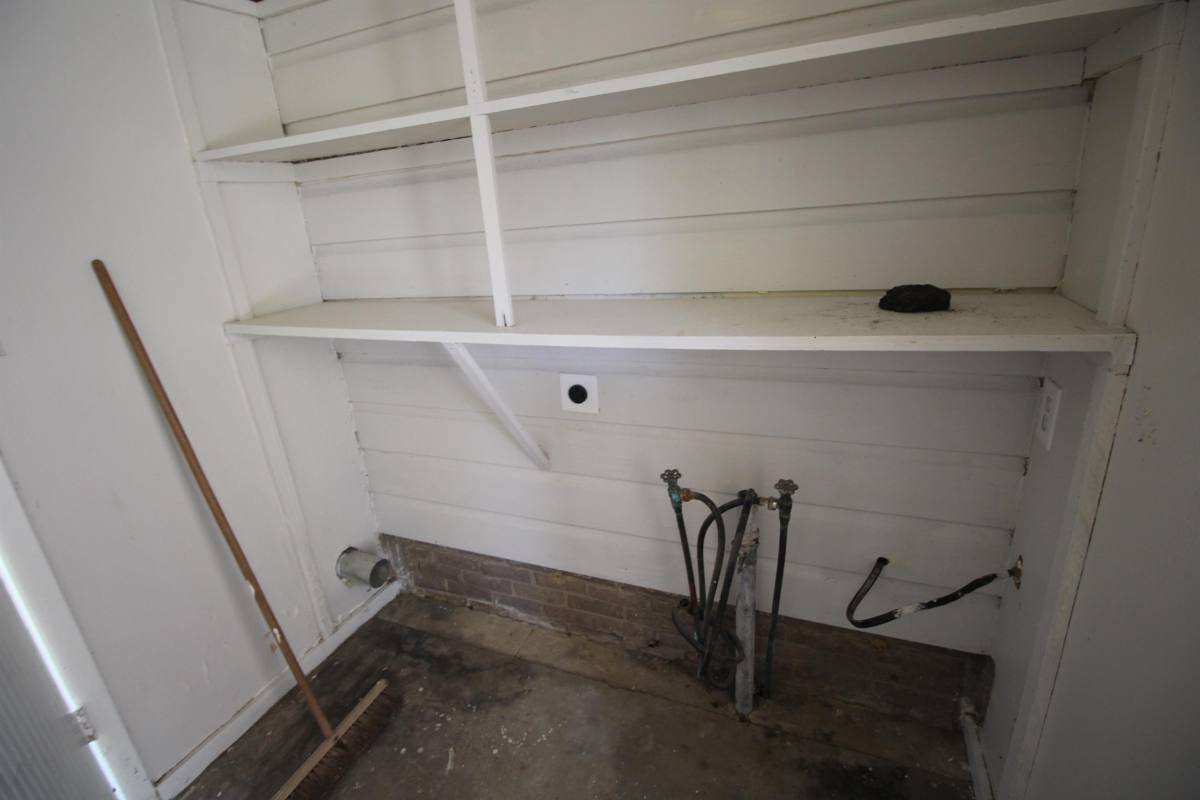 House for rent at 1610 W Frank St, Grand Saline, TX 75140