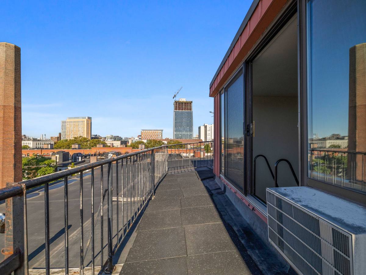 Apartment for rent at 791 Tremont St, Boston, MA 02118