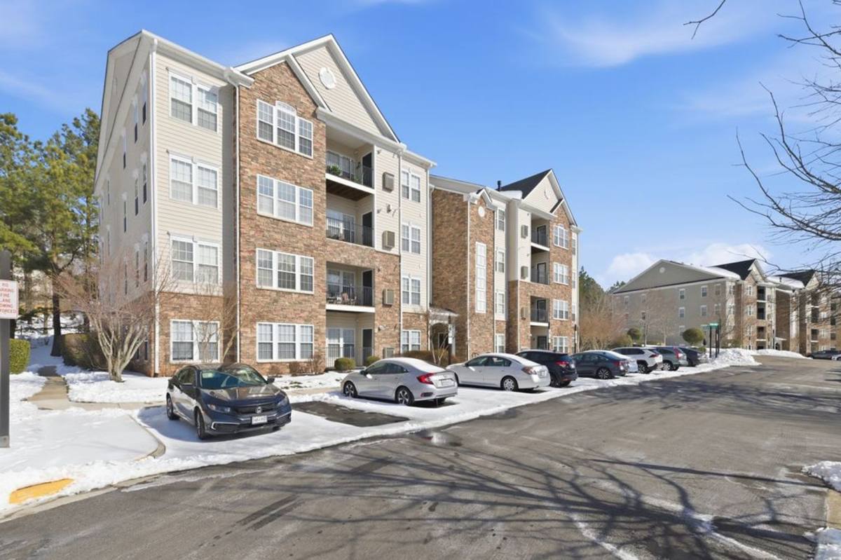 Condo for rent at 1000 Westwood Village Way, Midlothian, VA 23114