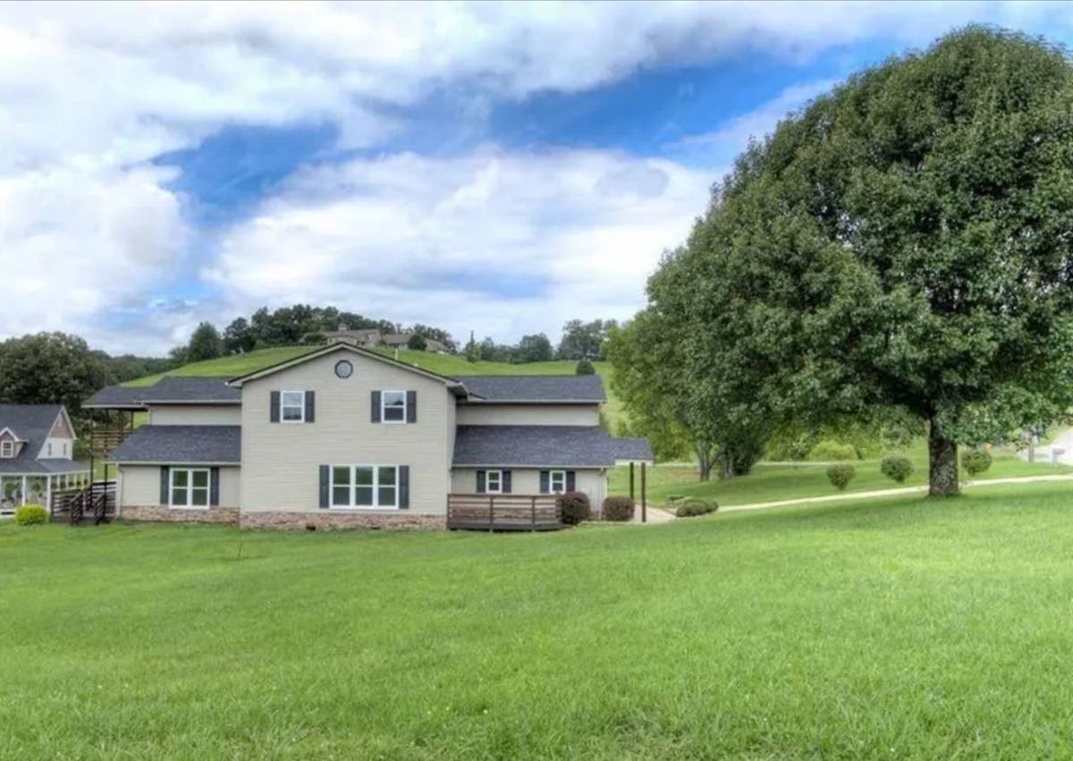 House for rent at 200 Jessie Lane #3, Milton, WV 25541