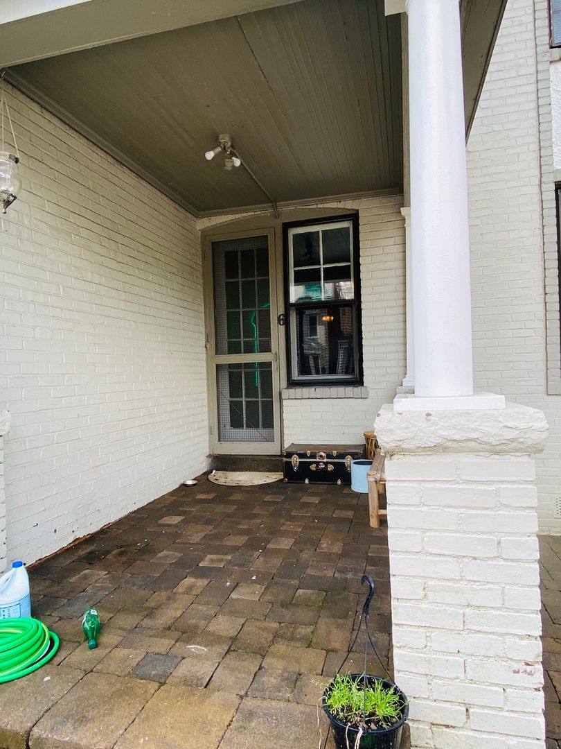 Apartment for rent at 2327 Floyd Ave, Richmond, VA 23220