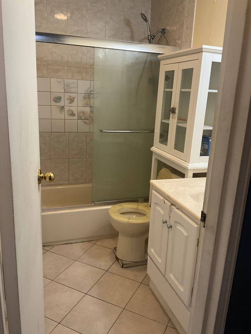 Townhouse for rent at 1548 Islip Ave, Brentwood, NY 11717