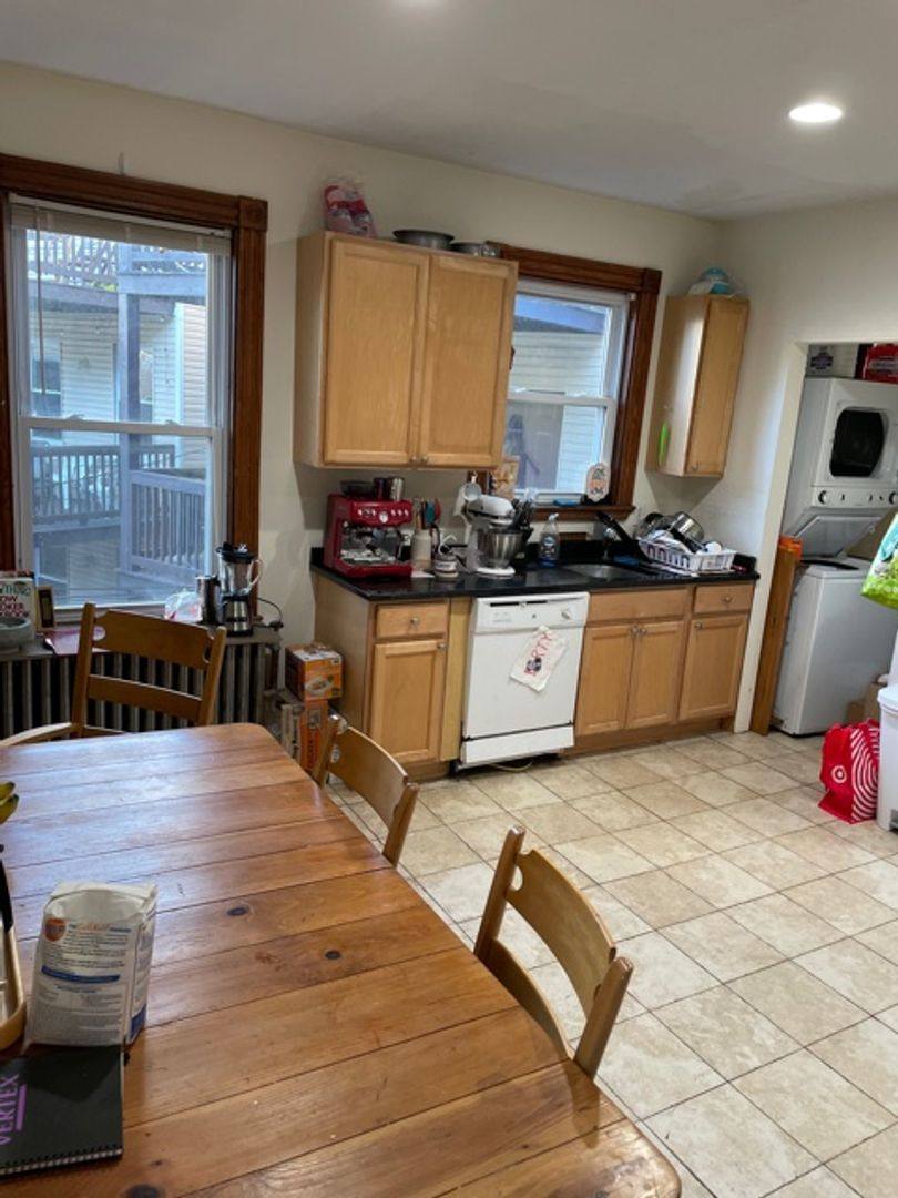 Apartment for rent at 124 Calumet St #5, Roxbury Crossing, MA 02120