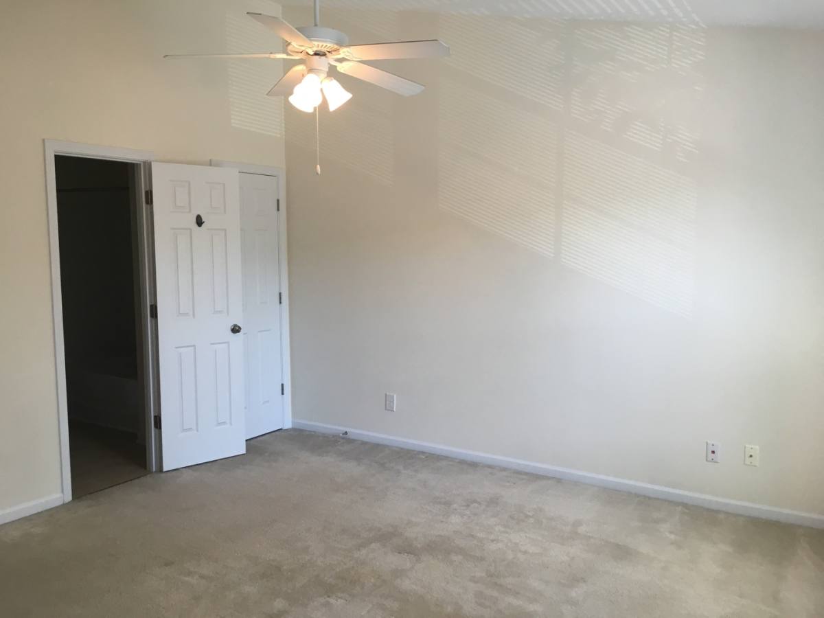 Townhouse for rent at 5585 Farm House Trail, Winston Salem, NC 27103