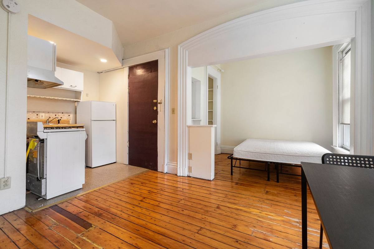 Apartment for rent at 42 Trumbull St, New Haven, CT 06510