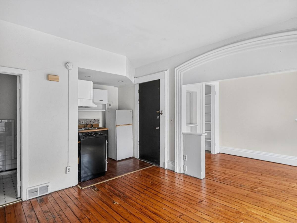 Apartment for rent at 42 Trumbull St, New Haven, CT 06510
