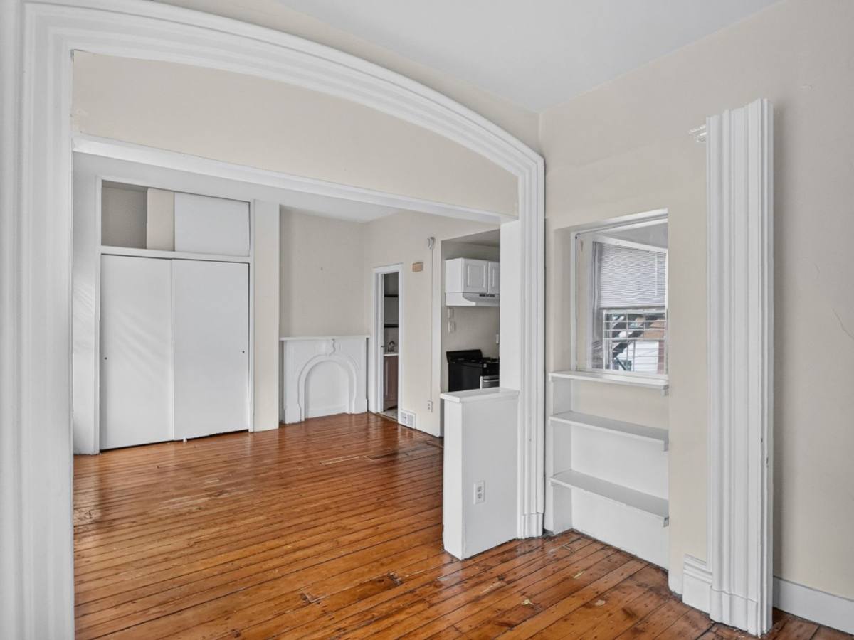 Apartment for rent at 42 Trumbull St, New Haven, CT 06510