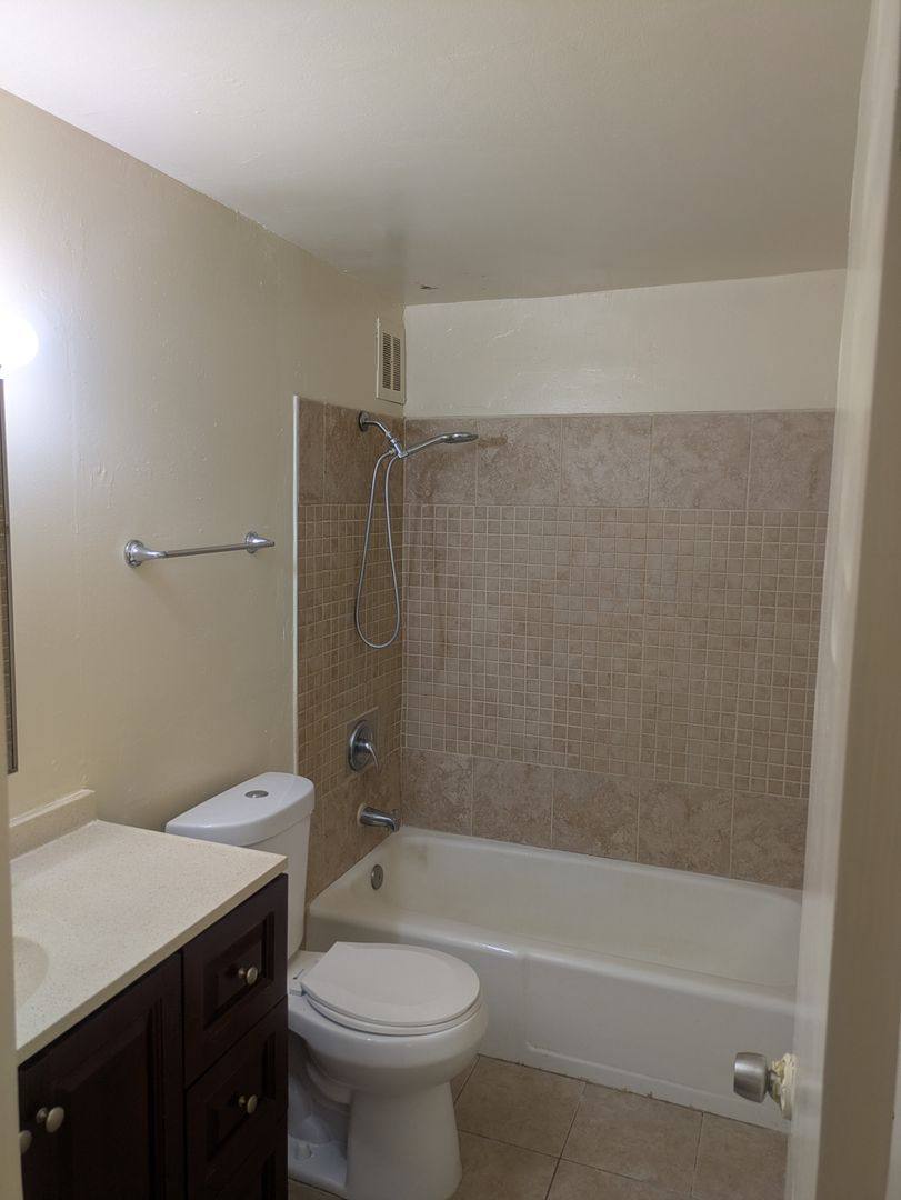 Apartment for rent at 24 Panorama Dr, Vallejo, CA 94589