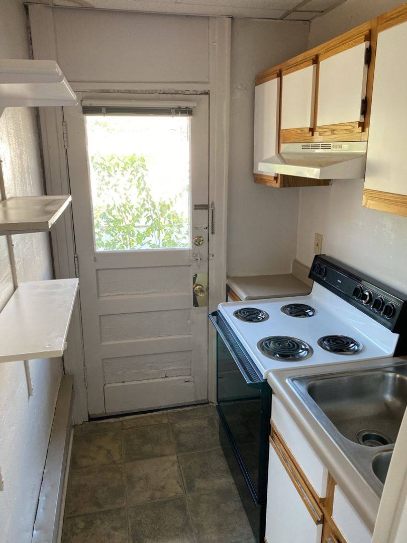 Apartment for rent at 1201 1203 1205 Oread Ave, Lawrence, KS 66044