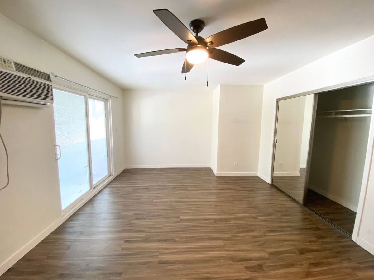Apartment for rent at 13825 Vanowen St, Van Nuys, CA 91405
