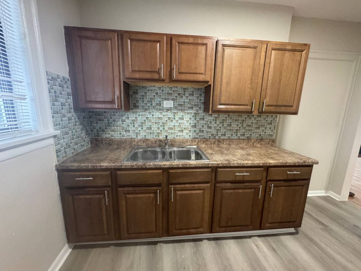 Apartment for rent at 7263 S Shore Dr, Chicago, IL 60649