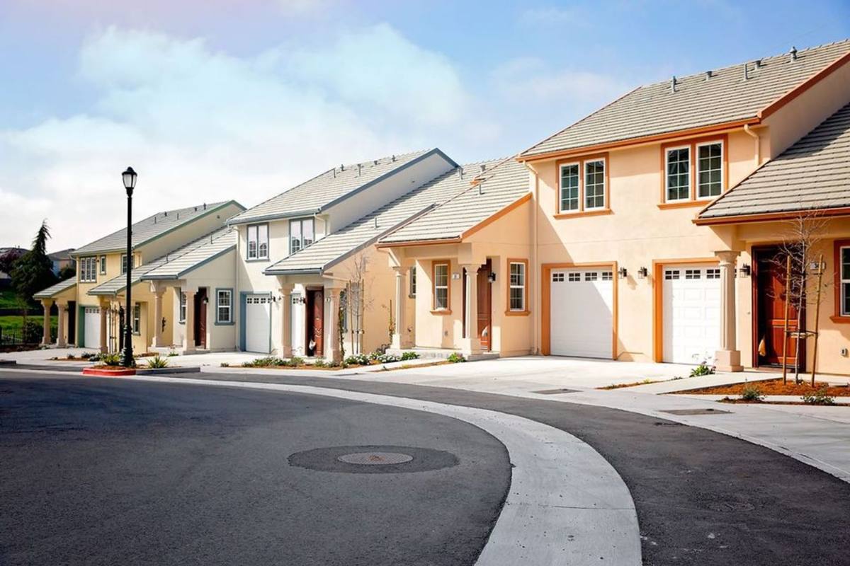 Townhouse for rent at 23 Blackbird Circle, Watsonville, CA 95076