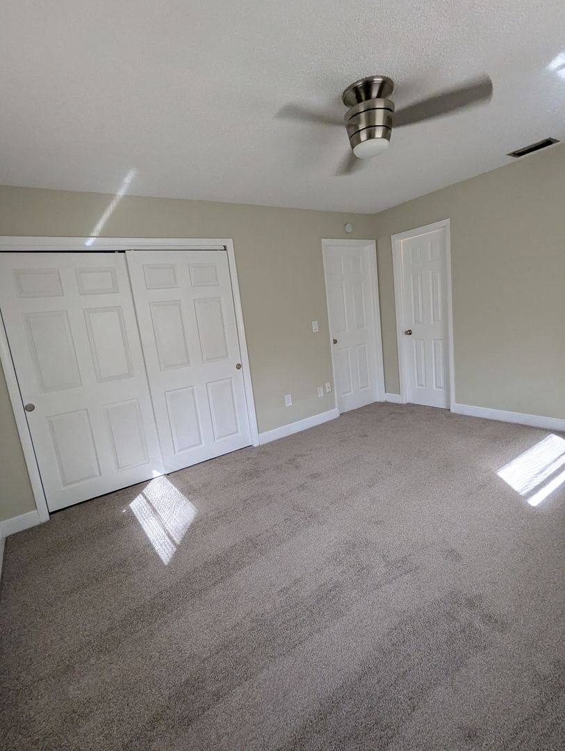 Apartment for rent at 1382 Birkdale Dr, Wellington, FL 33414
