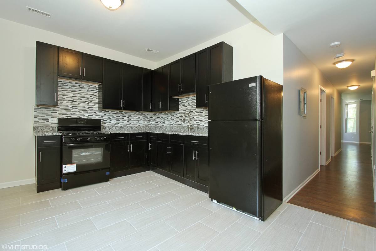 Apartment for rent at 6422 S Rhodes Ave, Chicago, IL 60637