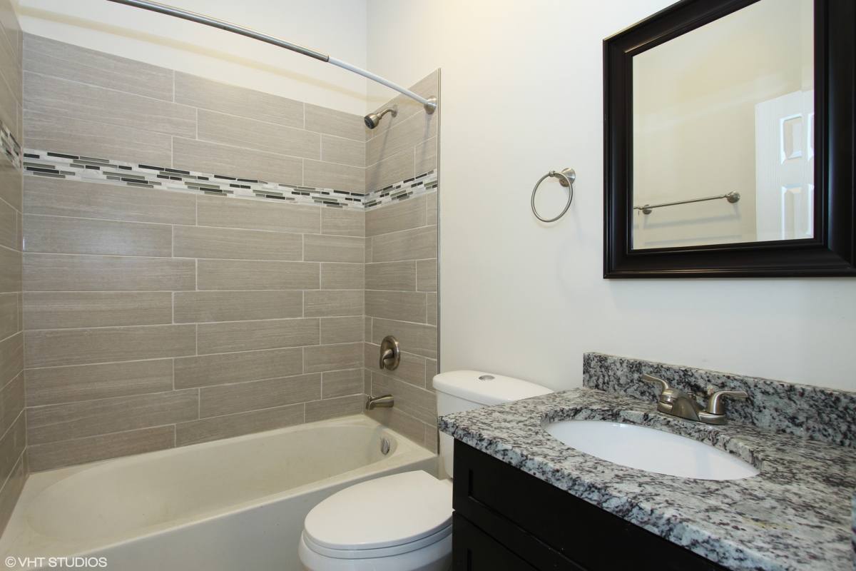 Apartment for rent at 6422 S Rhodes Ave, Chicago, IL 60637