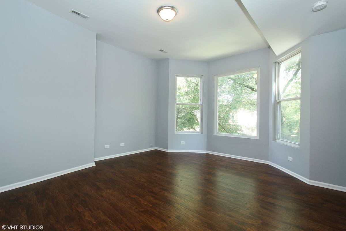 Apartment for rent at 6422 S Rhodes Ave, Chicago, IL 60637