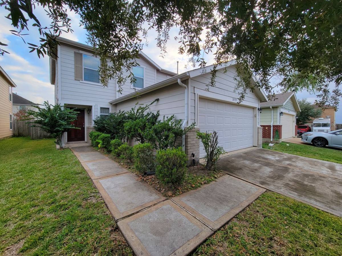 House for rent at 20759 Cypress Crescent Lane, Cypress, TX 77433