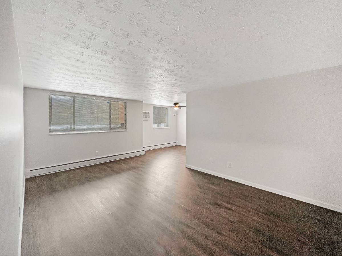 Apartment for rent at 1872 Sunset Ave, Cincinnati, OH 45238