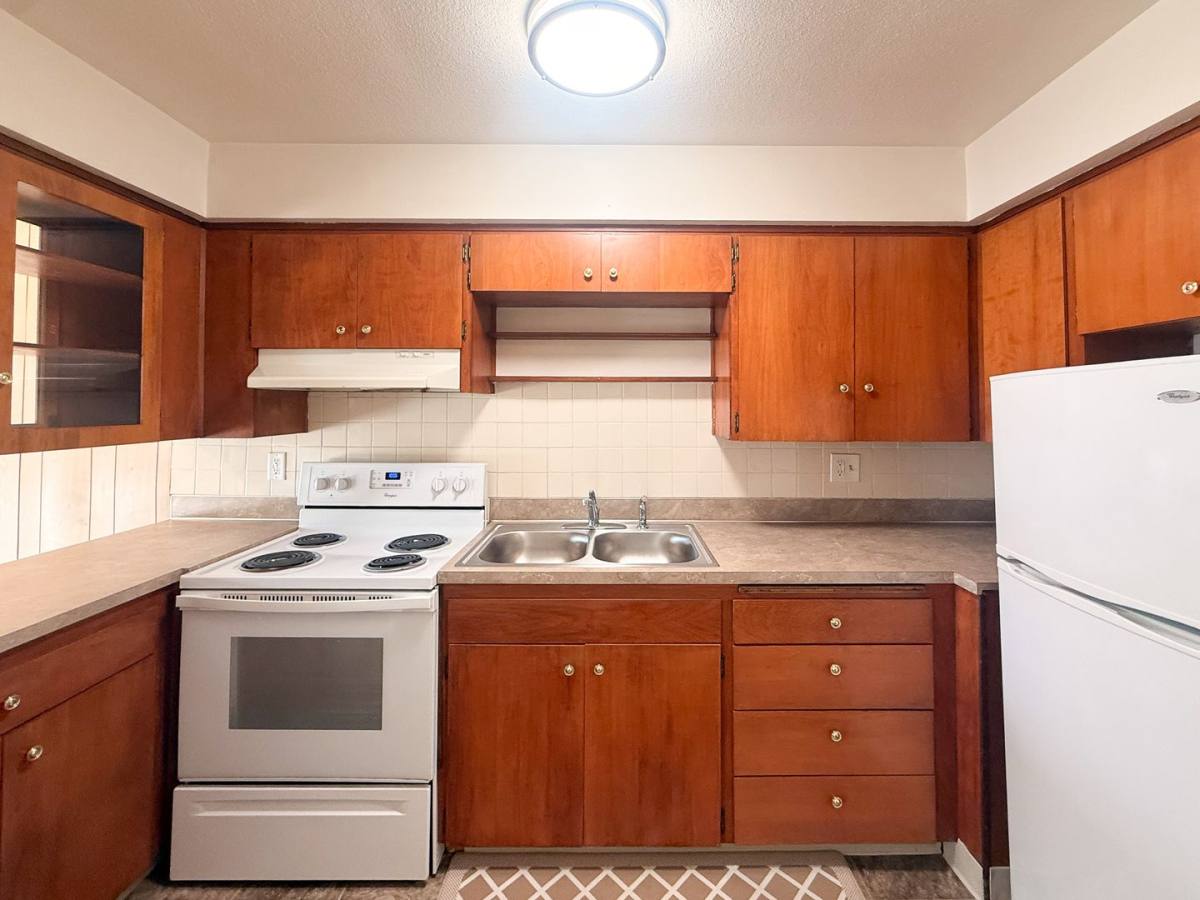 Condo for rent at 227 24th St SE, Salem, OR 97301