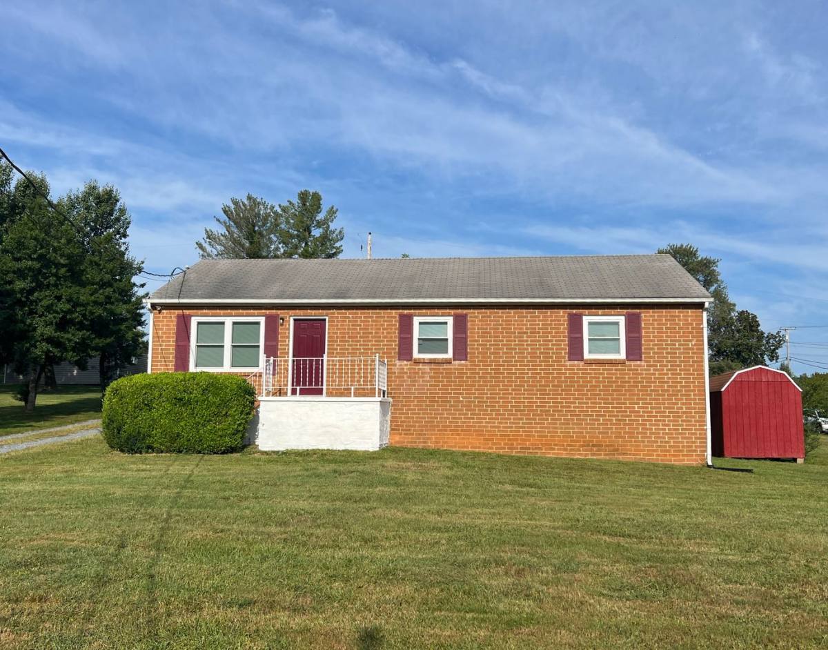 House for rent at 41 Lynette Dr, Lynchburg, VA 24502