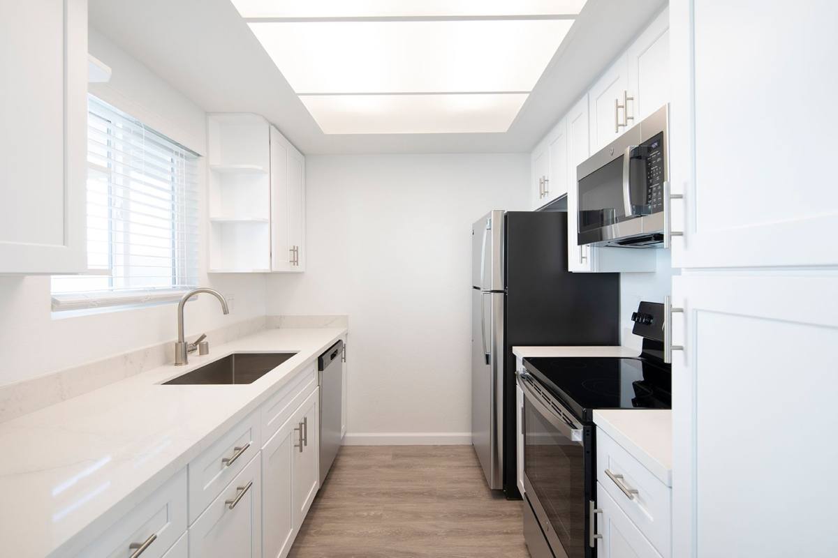 Apartment for rent at 2636 Grand Ave, San Diego, CA 92109