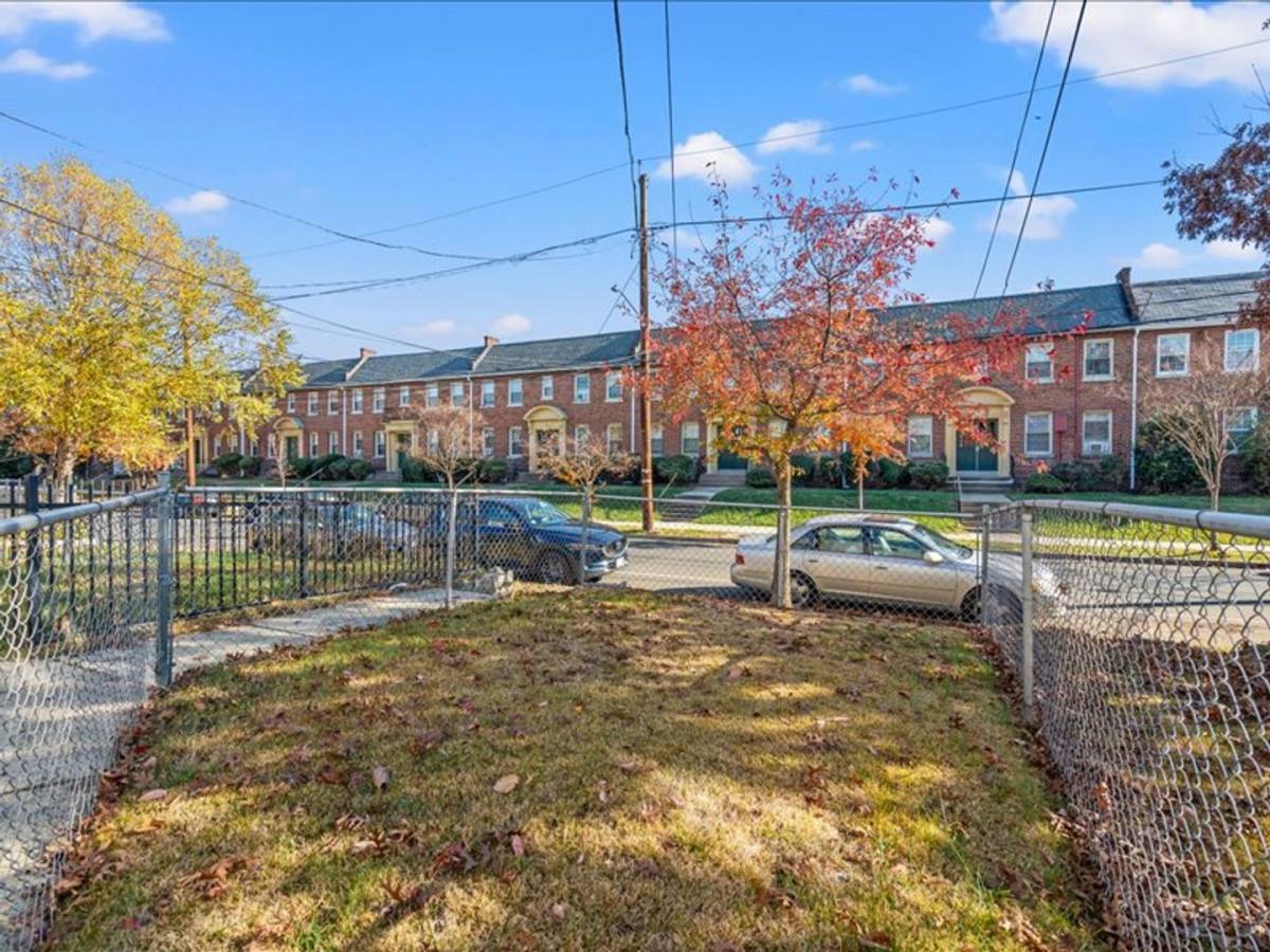 House for rent at 134 35th St NE, Washington, DC 20019