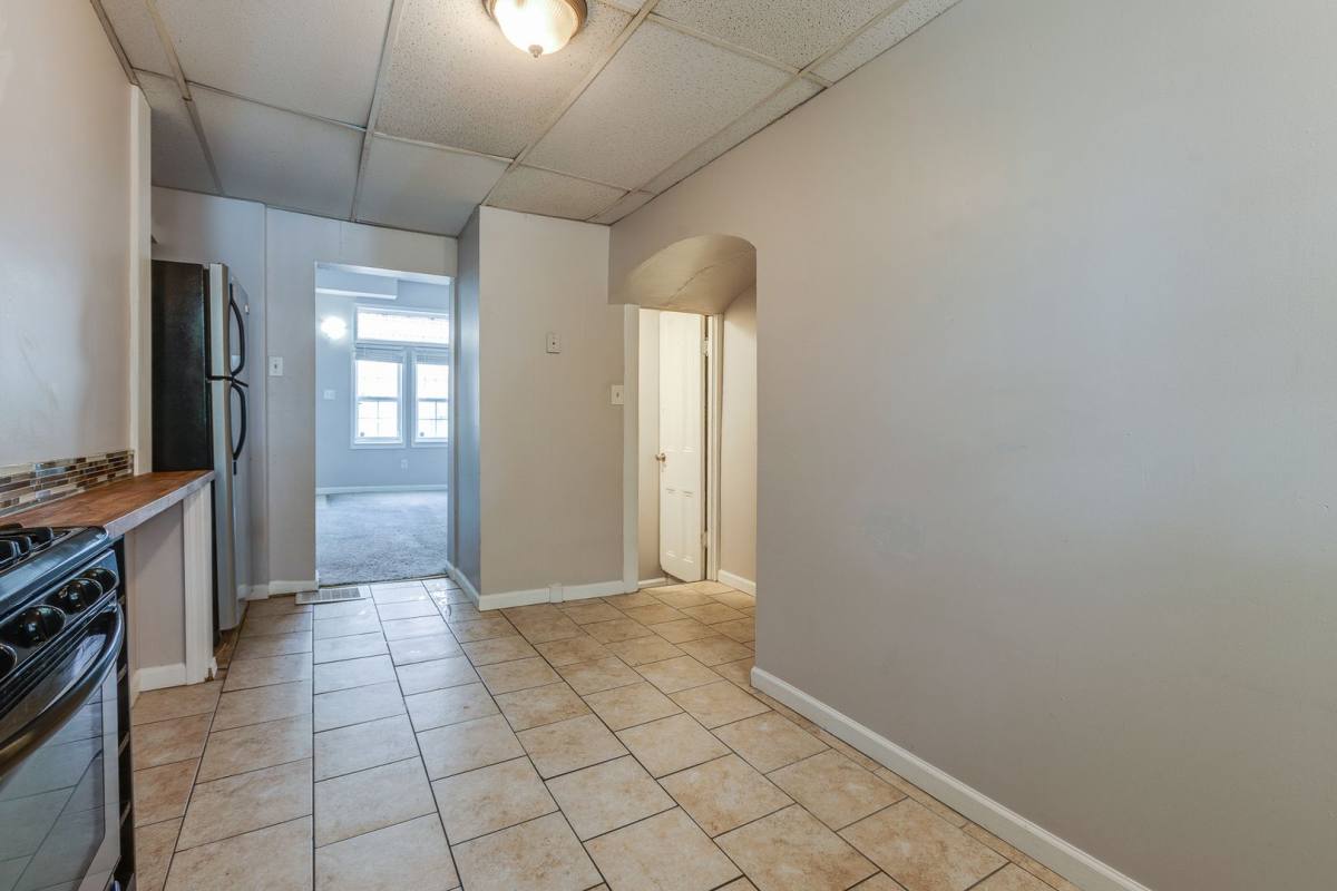 Apartment for rent at 2013 Gregory St S Side Slopes, Pittsburgh, PA 15203