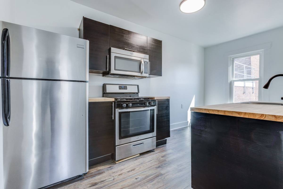 Apartment for rent at 826 E Warrington Ave, Pittsburgh, PA 15210