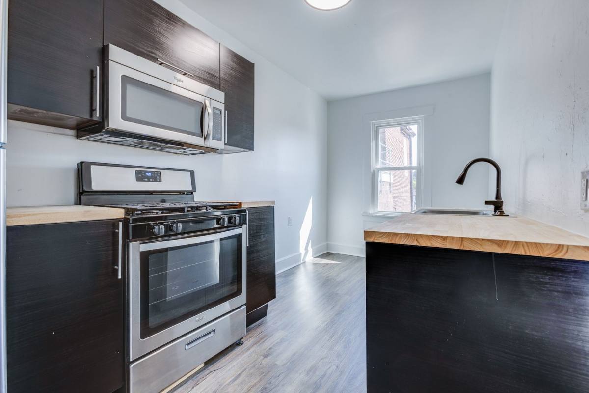 Apartment for rent at 826 E Warrington Ave, Pittsburgh, PA 15210